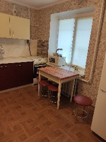 Киев, Юлиуса Фучика ул., 8