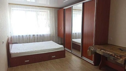 Здам квартиру в гутожитку, район ПЗР