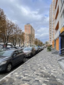 Продаж трьохкімнатної квартири в ЖК Нивки Парк