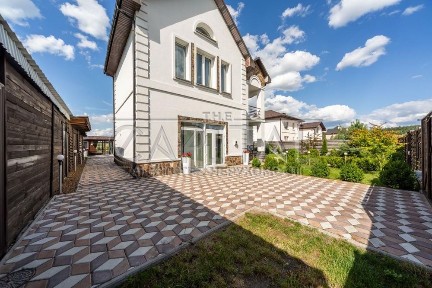 Продаж будинку БЕРЕЗІКА макарівський район біля Добропарку