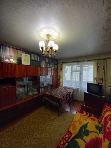 ПРОДАМ 2ком. кв 2/5 ПОДВОРКИ метро ХОЛОДНАЯ Гора 8-км
