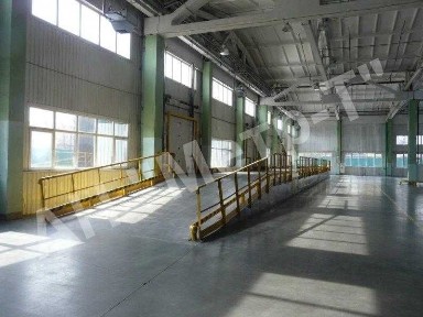 Здам склад з двома герметизаторами отвору і великими воротами
