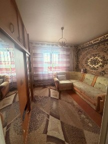 Продається 4 кімнатна квартира на Даманському.