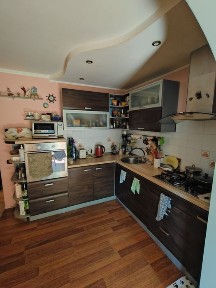 Продається затишна двокімнатна квартира в районі р-н ощадкаси