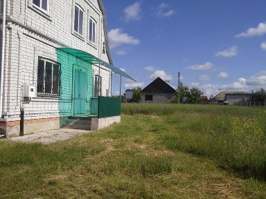 Продам чудовий будинок та земельну ділянку у селі Заворичі