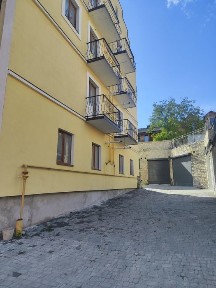 Квартира в старому місті