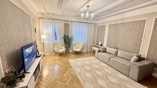Продаж квартири в центрі, вул. Чорновола