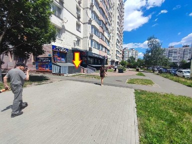 Оренда фасадного приміщеня на 