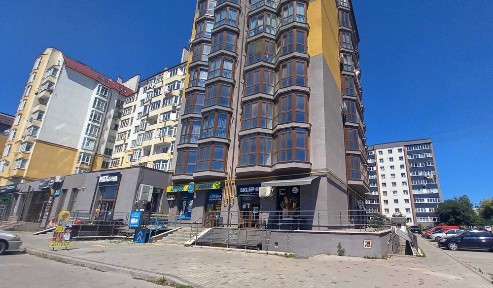 Продаж комерції в центрі міста, первинка, найнижча ціна на ринку міста