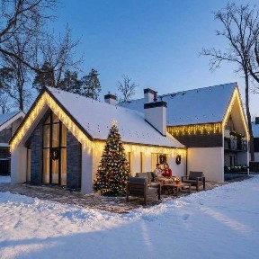 Великий БУДИНОК з ділянкою 10 соток в котеджному містечку. БУЧА!