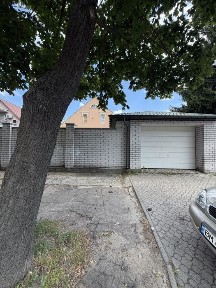 Продам будинок на проспекті Гагаріна (Науки) 6 соток. Гараж. Автономність