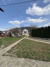 Центральна частина Яремче земля/ будинок 37сот