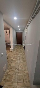Продам 3-кімнатну квартиру в історичному центрі