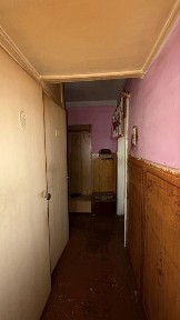 2 кімнатна Симоненка, панельний будинок центральне опаленя