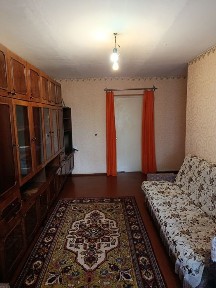 Продається 3-х кімнатна квартира на Яновського
