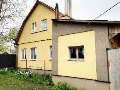 продам будинок в місті Мена