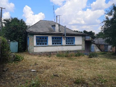 Будинок з ділянкою 15 сот. під будівництво (стадіон)