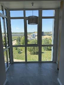 Велика однокімнатна квартира з газом біля ТЦ Авенір Плаза