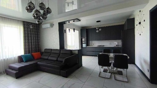Продаж 3к квартири преміум класу в центрі