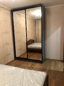 Продам 2-кім квартиру