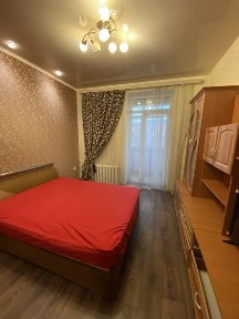 Продам 2-ком. квартиру Цент. -Городском Гданцевка.