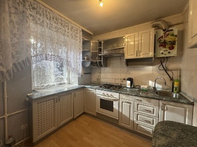 Здам 3к квартиру з роздільними кімнатами. Район МакДональдсу. Без тварин