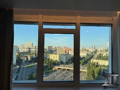 З Ремонтом, на Центр 2-кімнатна 92 кв. м, Манхеттен/Manhattan, Берестейський 11, метро Політех