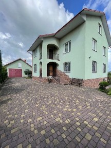 Оренда 1 кімнати в будинку с. Зубра вул Мазепи з окремим входом