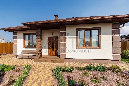 Продаж будинку з РЕМОНТОМ в КМ 
