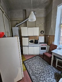 Продаж однокімнатної квартири 32,6 м. кв. в самому центрі Львова