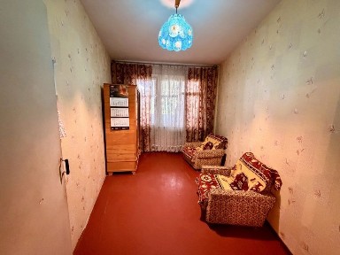 Продаж квартири в районі Бульвару Вечірній