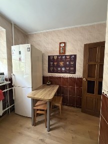 Пров Вацківський продаж чудової 3 кімн квартири з усіма меблями та технікою. Можливий продаж по спецкоштах.