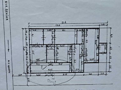 Продаж комерційного приміщення 220 м² у центрі Лугин.