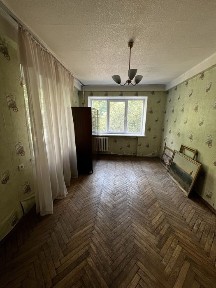 Продаж квартири метро Печерська 7- хвилин пішки