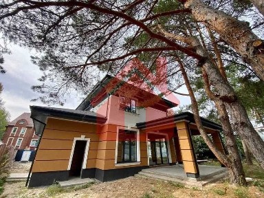 Продам дом, Дамба, 332кв. 11,5 соток, Без ремонта