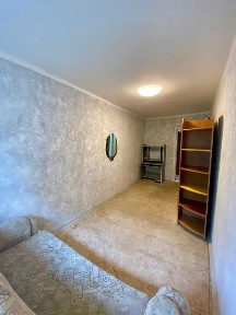 Продаж 2 К квартири у центрі пр-т Шевченка