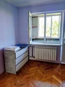 Продаж двокімнатної квартири біля Південного