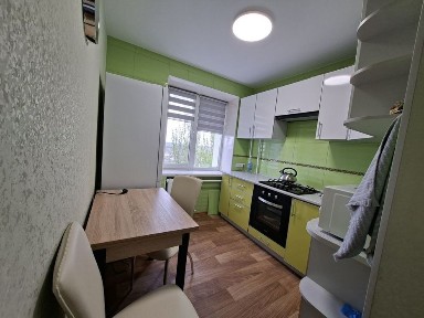 Оренда 1-но кімн. квартири на Космосі.