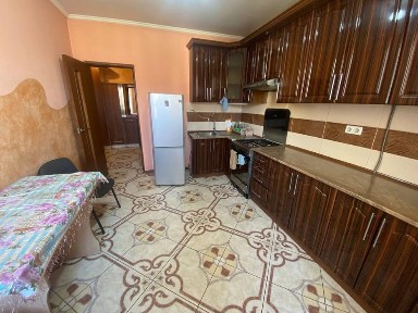 Оренда затишної 2-кімнатної квартири по вул. Незалежності, 146
