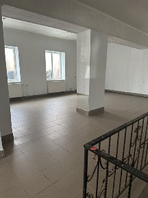 Здам в оренду магазин, по вул. Чорновола 7А район ринку