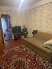 Продам 3-х комнатную квартиру по ул. Ореста Левицкого 4