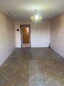 Київ, Литовський пров., 10а