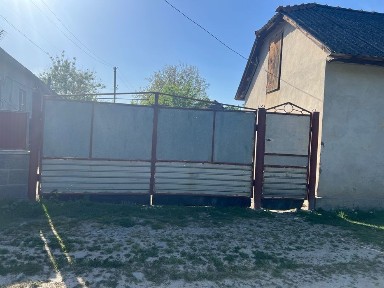 Будинок з пічкою та газом