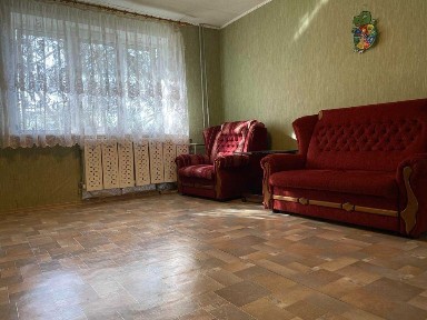 Продам 1 комнатную квартиру ул. Дарницкая