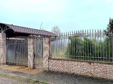 Продам в місті Ніжин.