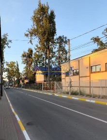 Продаж будівлі окремо розташованої, магазину возле Парка.