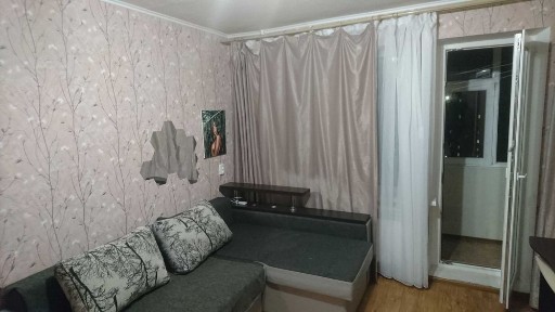 Днепр, 1 комнатная с мебелью, Фрунзенский 1,возле Донецкого шоссе