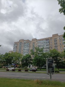 Здається 3 кімнатна, вул. Левка Лук яненка ( навпроти церкви)