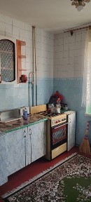 Продам 3х кімнатну квартиру по вул. Котляревського (Центр міста) !
