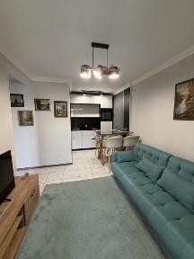 Київ, Дніпровський, Регенераторна 4